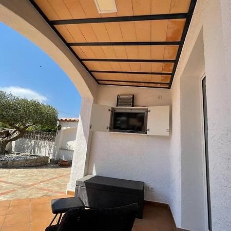 Villa Cozy Empuriabrava Piscina Privada 外观 照片